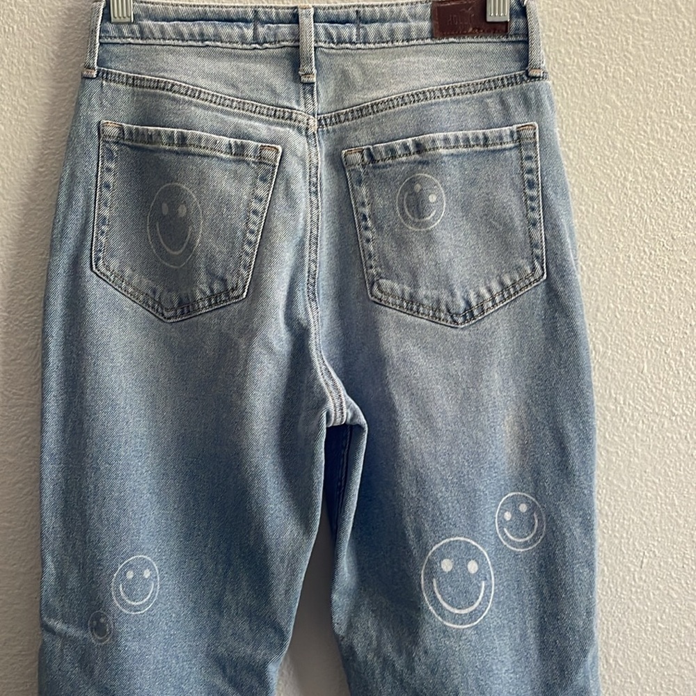 Hollister Ultra High Rise Mom Jeans Size 3R - Picture 5 of 9
